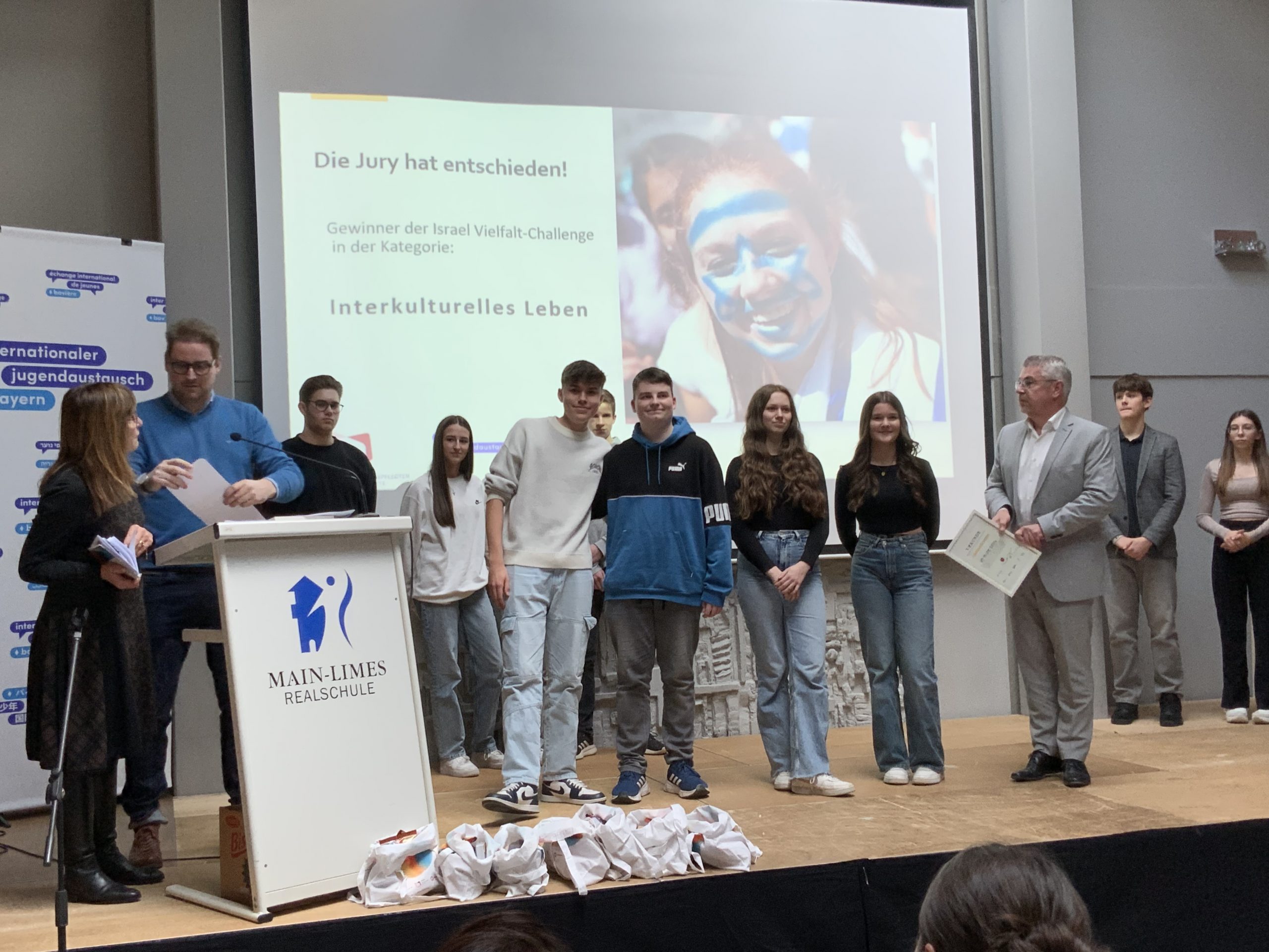 Mehr über den Artikel erfahren Völkerverständigung: Zehn Schulteams meistern die Israel-Challenge