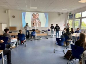 Mehr über den Artikel erfahren Courage-Coaches sensibilisieren Sechstklässler