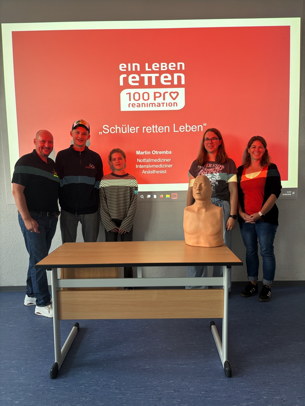 Du betrachtest gerade Schüler retten Leben – Reanimationstraining der 9. Klassen